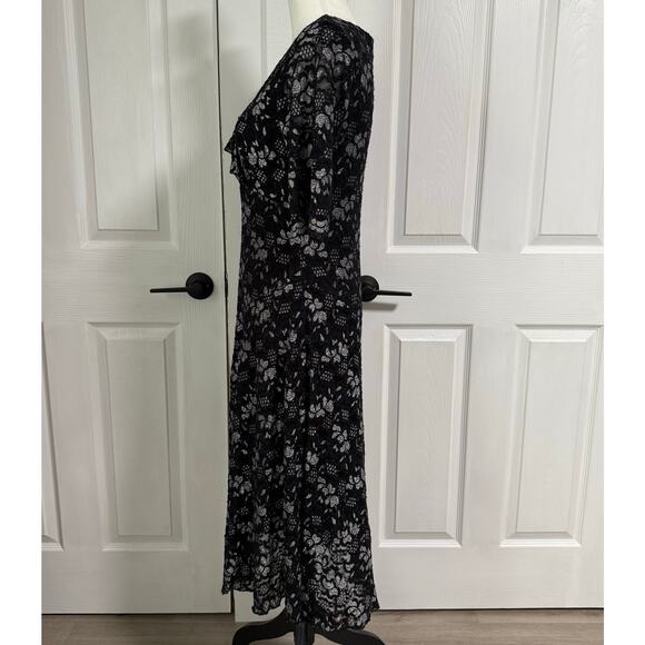 Rabbit Rabbit Rabbit Women's Floral Lace V-Neck Dress Size 6 - Picture 3 of 16